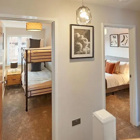 Villa Curlew House Beautiful Modern Town House With Parking Abbey Views Whitby Esterno foto