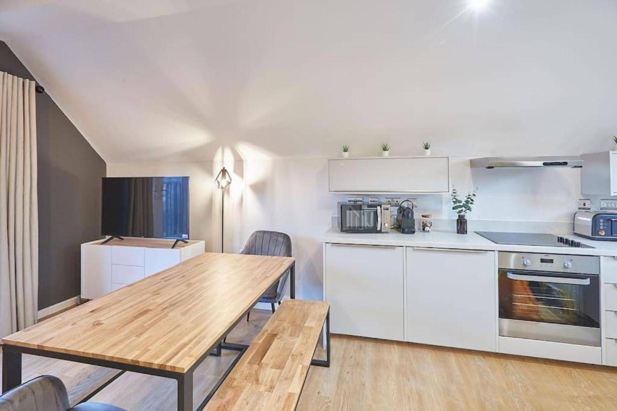 Curlew House Beautiful Modern Town House With Parking Abbey Views Casa vacanze