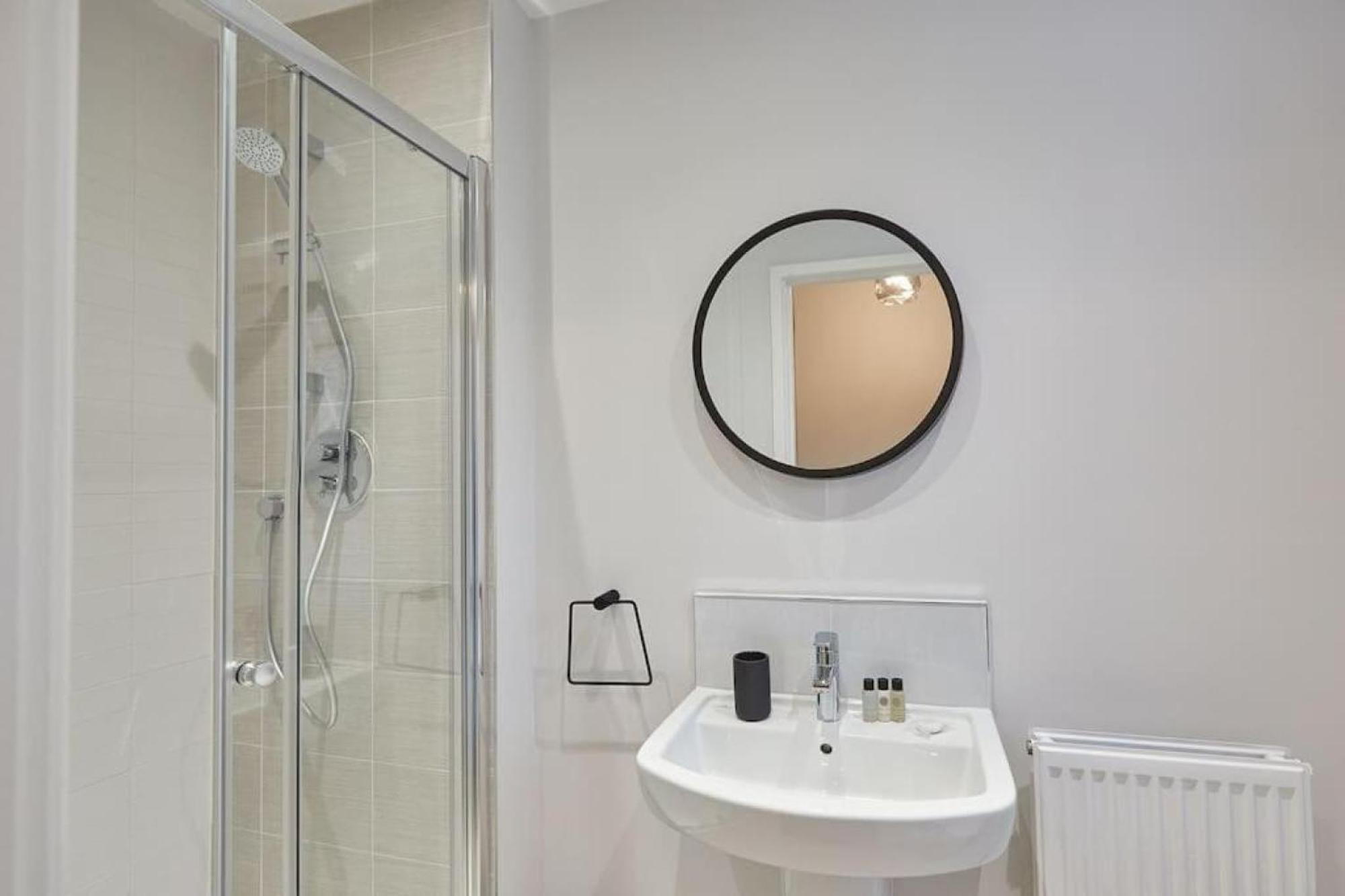 Curlew House Beautiful Modern Town House With Parking Abbey Views * Whitby