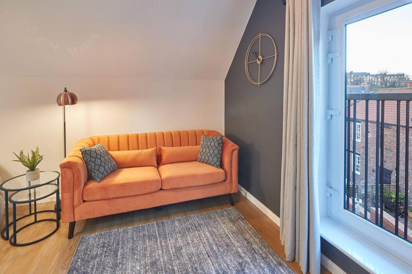 Curlew House, With Parking And Abbey Views! Casa vacanze
